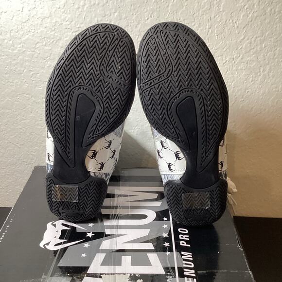 Venum White Snake Boxing Shoes (M4.5/W6, EU36.5) - Picture 8 of 8